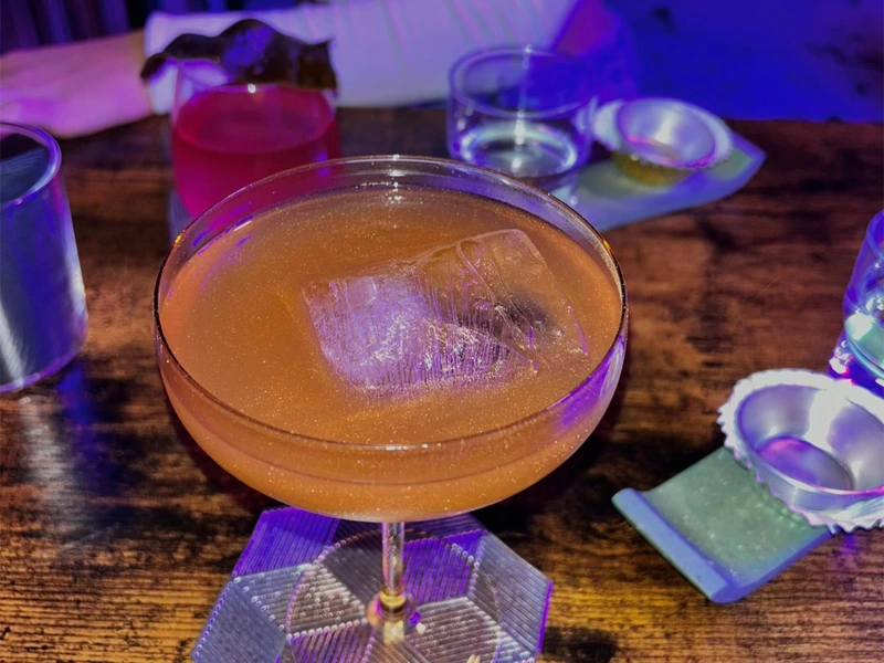 Where are the best cocktail bars in Lisbon?