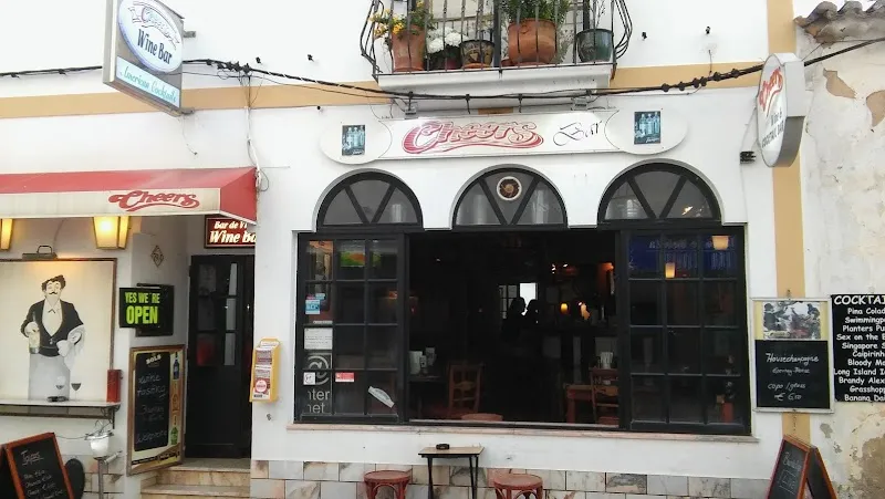 Bar Cheers