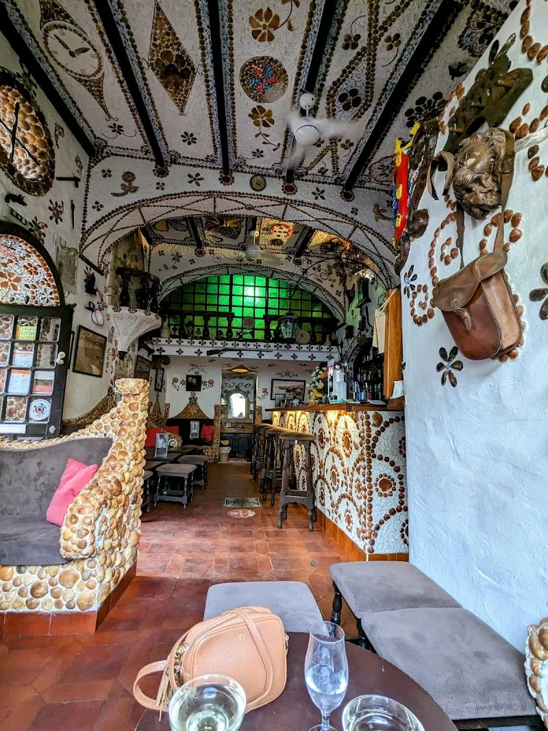 Portas Da Villa Antiquity Bar