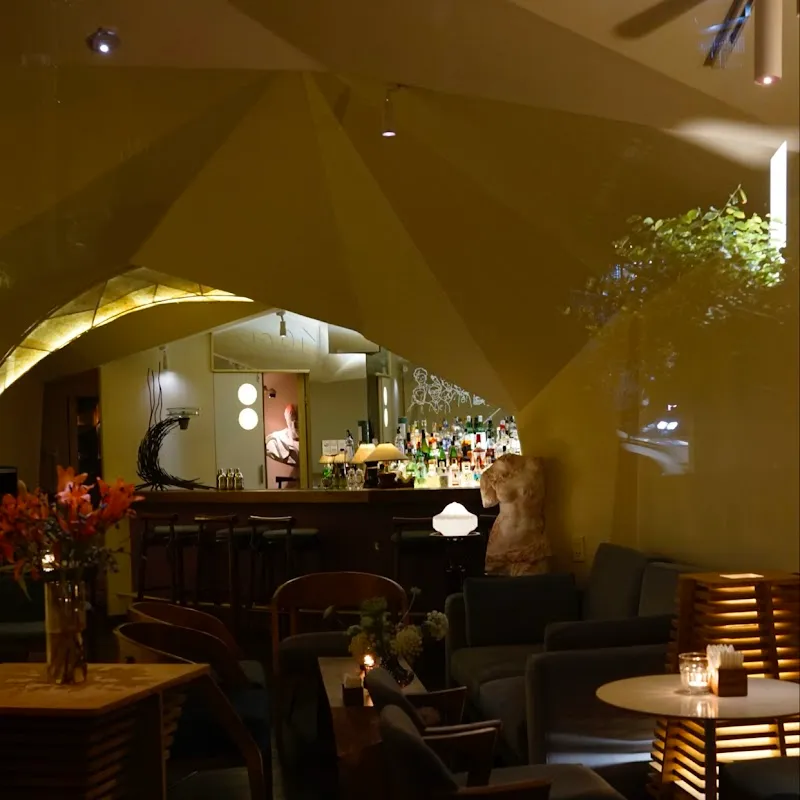 NO bar - a modern cocktails in Da Lat