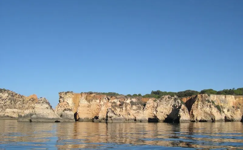 Ferragudo Boat Trips - Arade river trips and charters to Silves, Clube Nautico 'Xaranga' and Arvad Winery