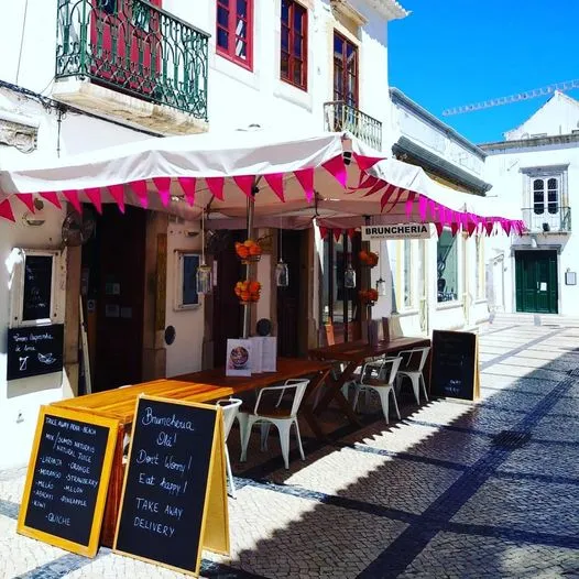 Bruncheria - Fresh Food & Smoothies