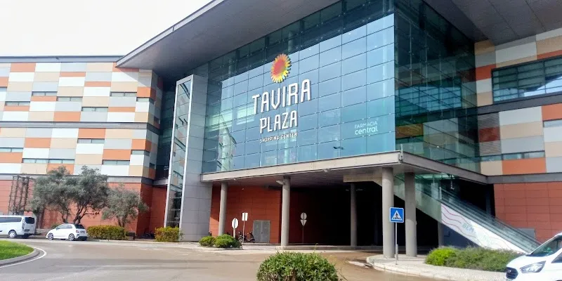 Centro Comercial Tavira Plaza