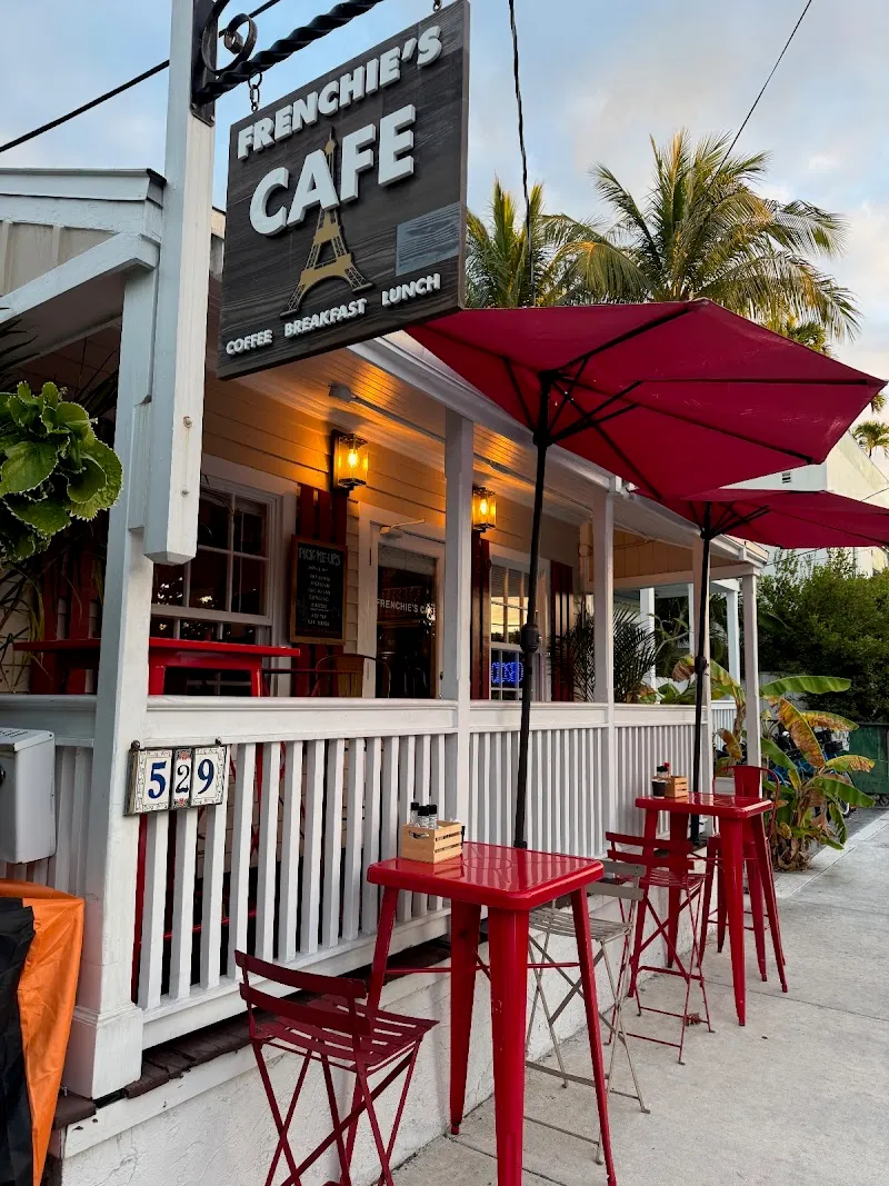 Frenchie's Cafe