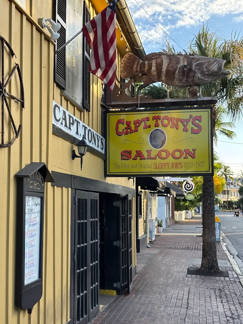 Capt Tony’s Saloon